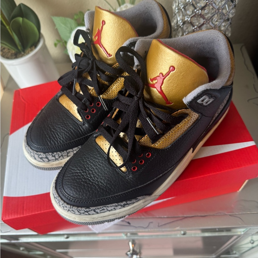 Air Jordan 3 Black Cement Gold